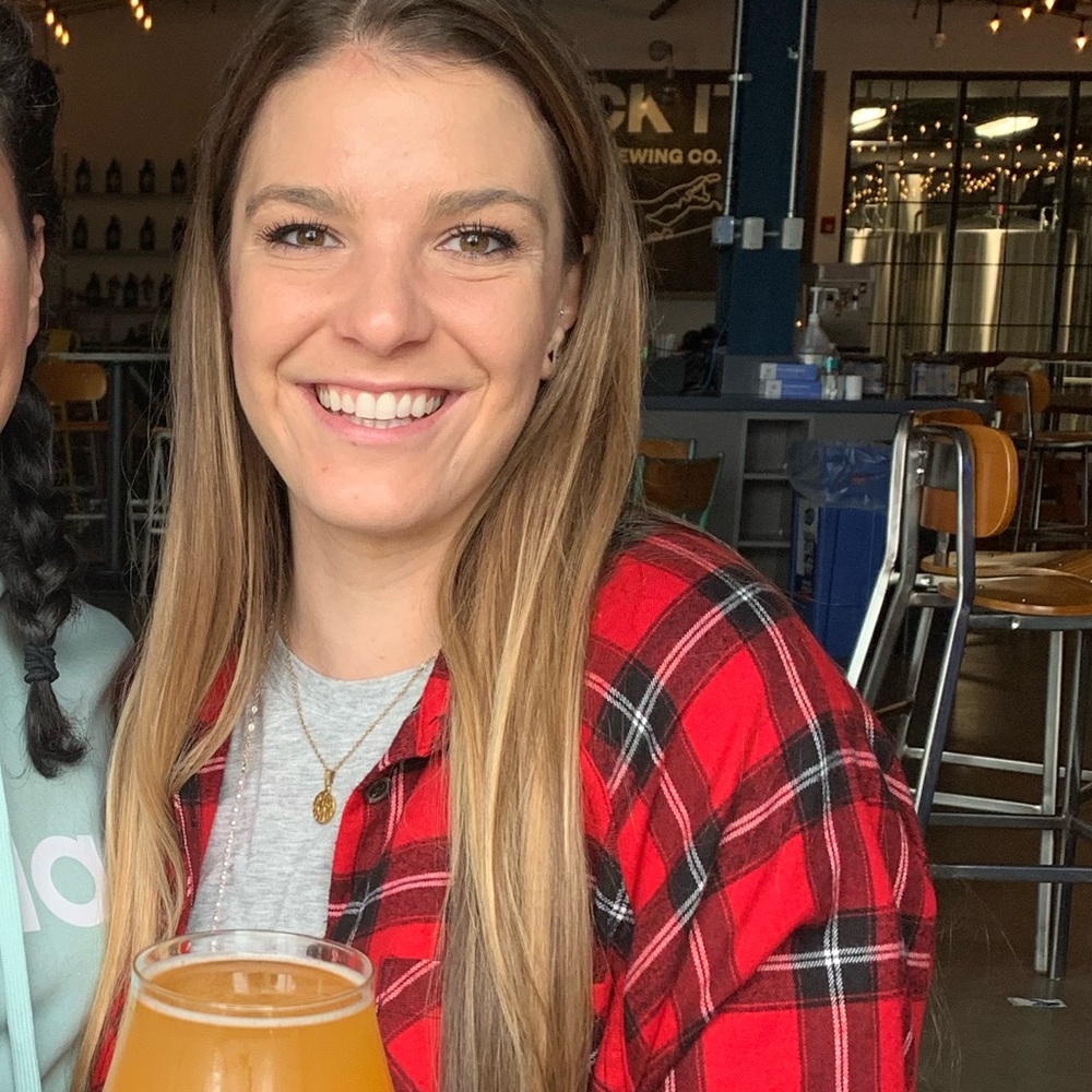 Meet your Posher, Caitlyn